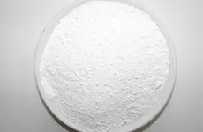 What are the main requirements for selecting plastic-grade titanium dioxide?